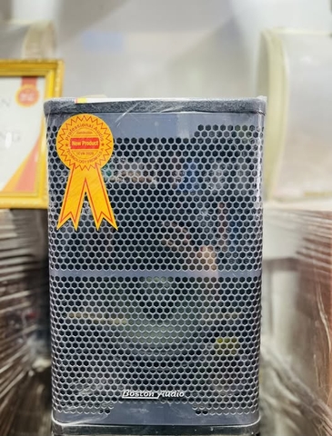 Loa  Boston Audio chuyên dụng cho quán cafe, shop thời trang