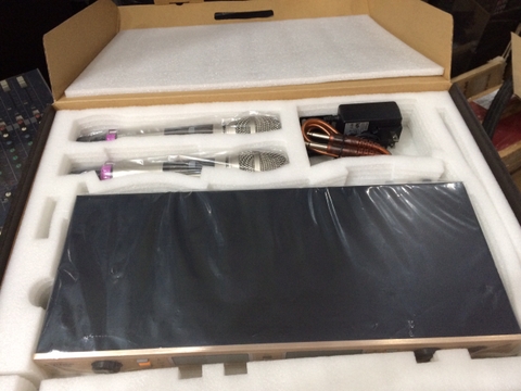 Micro không dây Shure SL-2000