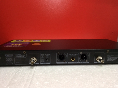 MICRO KHÔNG DÂY SHURE UGX10II