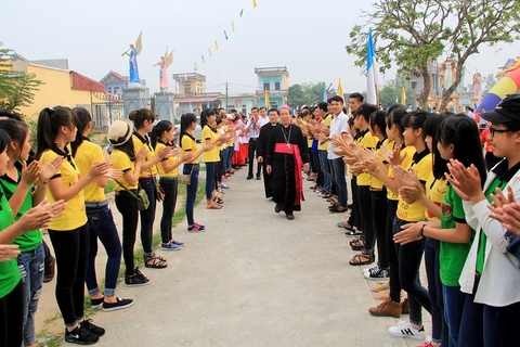 in áo đồng phục công giáo đẹp