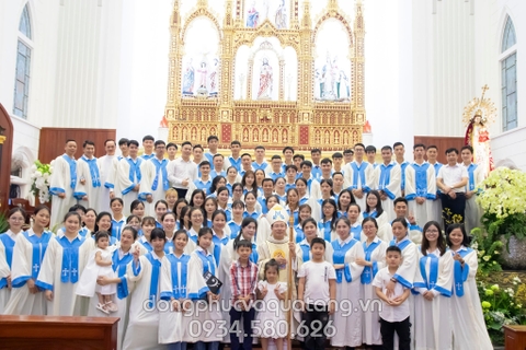 Đồng Phục Ca Đoàn Công Giáo Phanxico Xavie Giáo Xứ Phùng Khoang