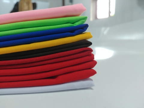 May Khăn thiếu nhi Thánh Thể