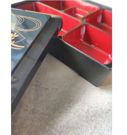 Bento nhà hàng Nhật  nắp hoa văn 5 ngăn 30x24