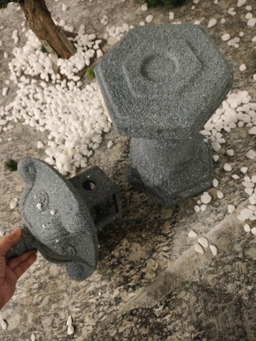 Đèn vườn gốm sơn giả đá cao 52cm (chưa gồm bóng đèn)