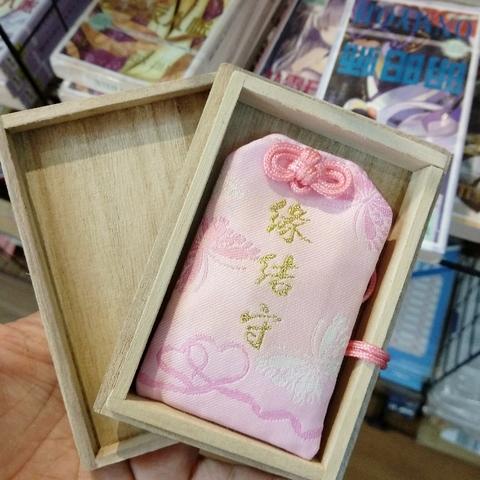 Omamori tình yêu
