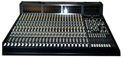 Mixer Behringer Eurodesk MX9000