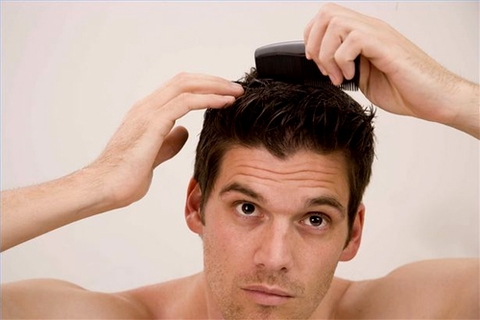 5 Nguyên nhân dẫn tới rụng tóc ở nam giới
