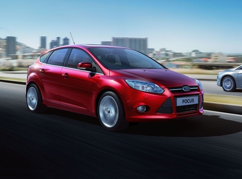 Ford Focus 1.6L 4 cửa Ambiente 5MT