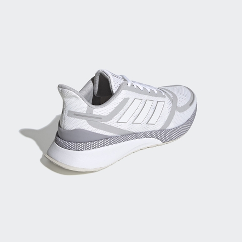 Giày chạy bộ Adidas Nova Run (Trắng)