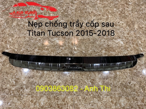 NẸP CHỐNG TRẦY CỐP SAU TITAN HYUNDAI TUCSON 2018