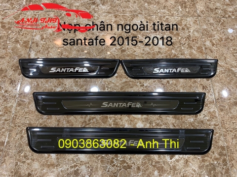 NẸP BƯỚC CHÂN NGOÀI TITAN HYUNDAI SANTAFE 2018