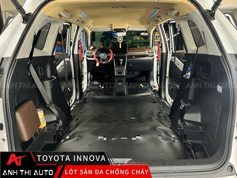 Bọc lót sàn da chống cháy Toyota Innova