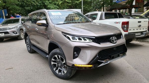 [VIDEO] Đánh giá Toyota Fortuner Legender 2.4 AT 2021 với giá từ 1,195 tỷ.