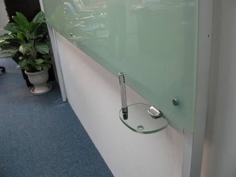 Bảng kính văn phòng giá rẻ tại Hà Nội