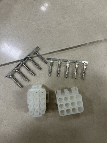 Vỏ connector kết nối tủ điều khiển