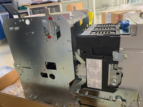 Máy cắt không khí AR212S