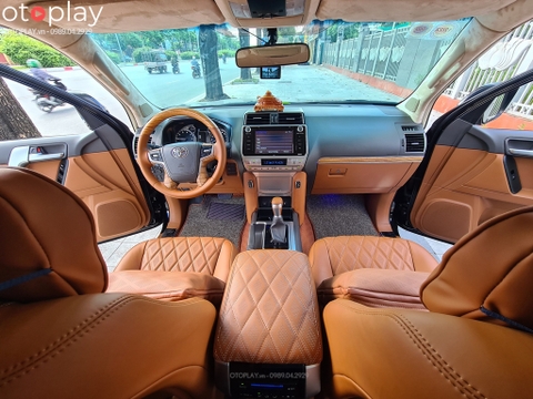 Đổi Màu Nội Thất Xe Toyota Land Cruiser Prado