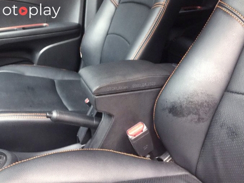 Hộp tỳ tay Honda Brio