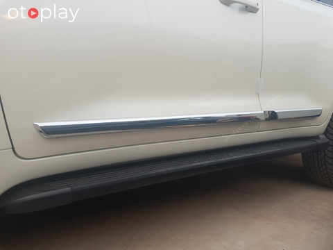 Nẹp sườn Land Cruiser