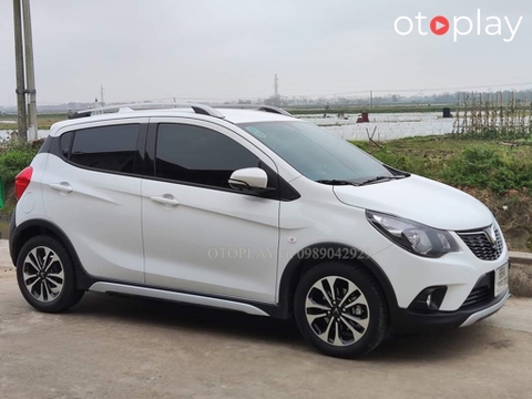 Vinfast Fadil Base phay la zăng