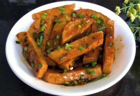 Đổi vị bữa cơm nhà bạn với món chả sụn kho tiêu