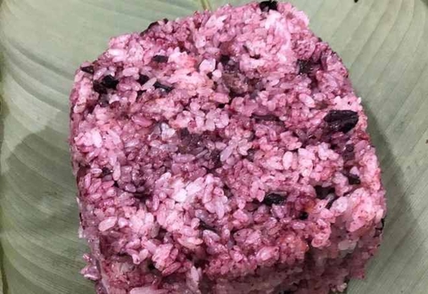 Đặc sản xôi trám đen chỉ có vào mùa thu của người Tày ở Thái Nguyên