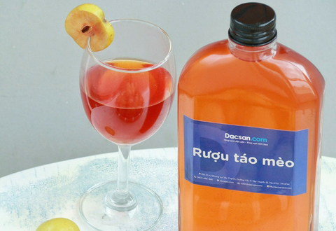 Táo mèo ngâm rượu – Lựa chọn đồ uống hàng đầu cho mọi phong cách