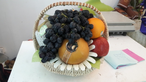 Giỏ hoa quả Đống Đa