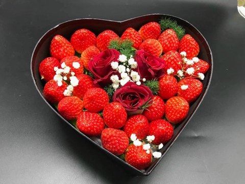 Bó Hoa Dâu Tây, Bó Hoa Cherry, Bó Hoa bằng Hoa Quả