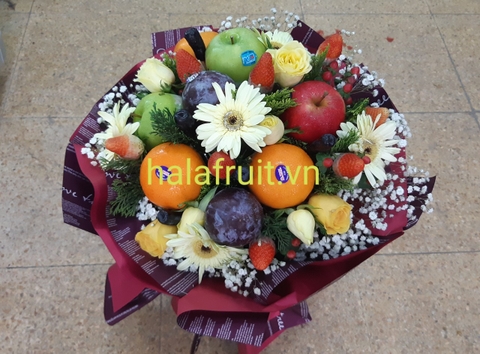 Bó hoa làm từ hoa quả 01