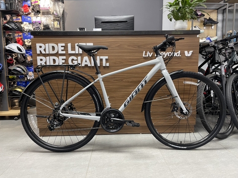 Xe đạp đường phố GIANT ESCAPE 2 CITY 2024
