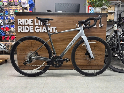 Xe đạp đua GIANT PCR LTD 1 2026