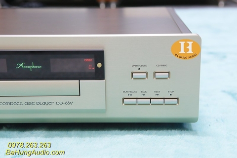 Nhận xét thiết kế kiểu dáng của Đầu CD Accuphase DP 65V