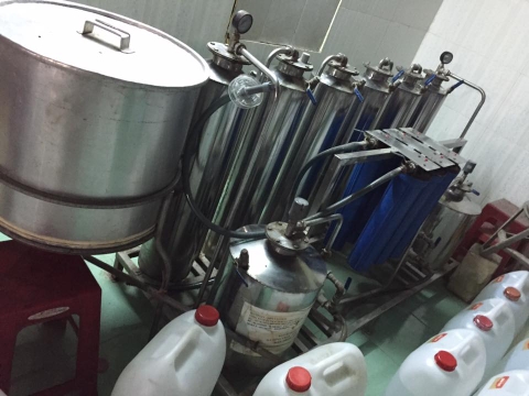 máy lọc rượu được sử dụng cho khách hàng là các xưởng rượu