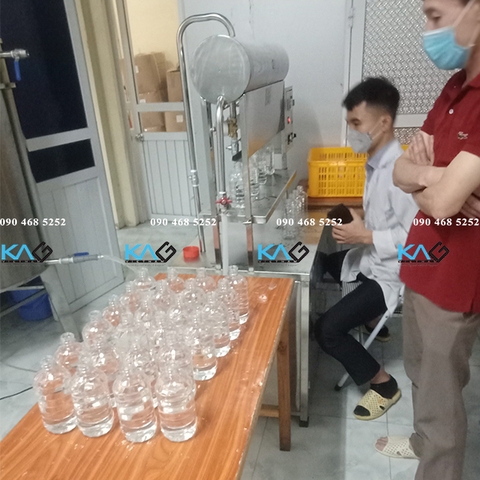 Máy Chiết Rót 4 Vòi Điện KAG Việt Nam - Năng suất, Chính xác, Đa năng