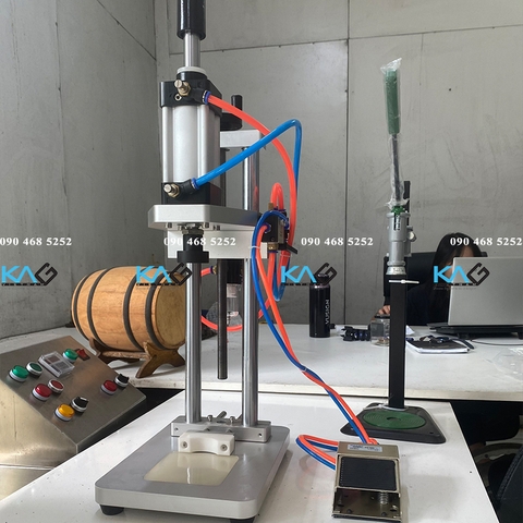 Máy dập nắp chai khi nén tự động, dập nắp chai rượu, nút bấc rượu vang, nút nhựa