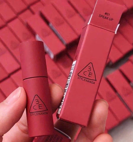 Son thỏi 3CE Mood Recipe Matte Lip Color mini – Màu Speak Up (Đỏ đất)
