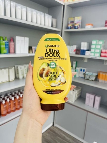 Dầu gội xả bơ Garnier Ultra Doux phục hồi tóc hư tổn 250ml- Pháp