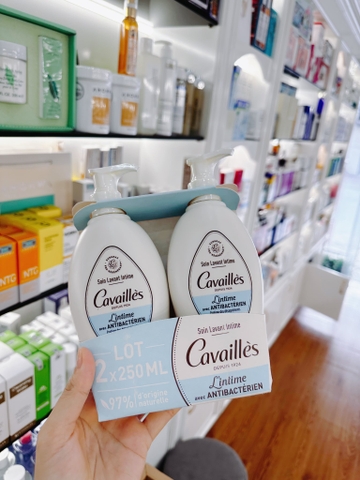 Dung dịch vệ sinh phụ nữ Roge Cavailles kháng khuẩn 250ml- Pháp