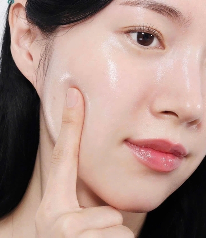 SERUM WELLAGE REAL CICA CALMING 60ML TẶNG 1 TÚI REFILL 60ML THAY THẾ- HÀN