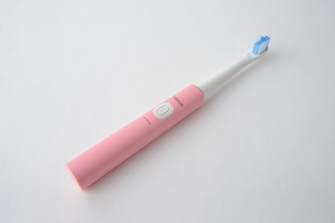 Bàn chải đánh răng chạy pin Omron sonic HT-B210 - Nhật Bản