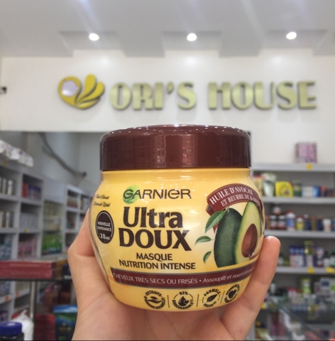 Kem ủ tóc Garnier Ultradoux tinh chất bơ 320ml- Pháp