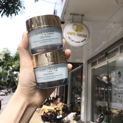 Kem dưỡng ngày chống lão hóa Estee Lauder DayWear 24h-Moisture Creme SPF15 50ml- Mỹ