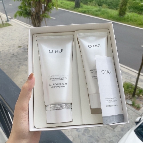 Set sữa rửa mặt trắng da Ohui Bright Cleaning Foam Special 160ml +100ml- Hàn