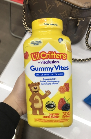 Kẹo bổ sung vitamin tổng hợp L'il Critters Gummy Vites cho bé 2y+ 300 viên- Mỹ