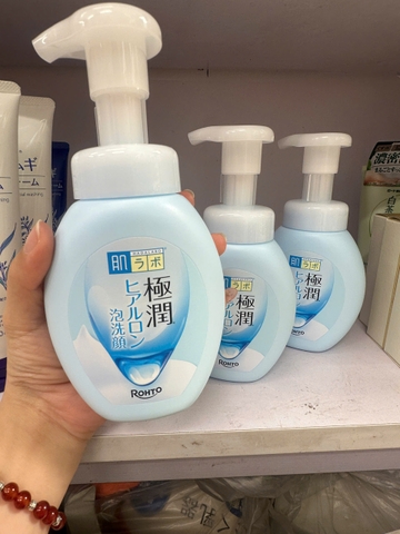 Sữa rửa mặt Hadalabo Gokujyun Rohto dạng vòi 160ml- Nhật