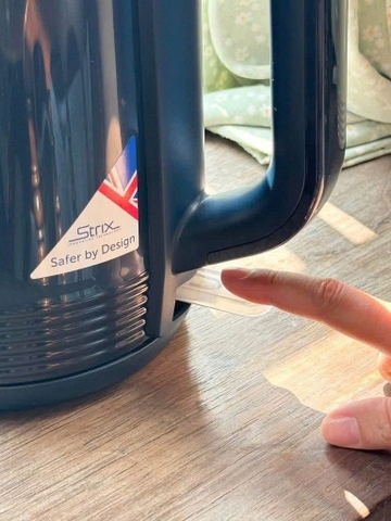 Ấm siêu tốc 2 lớp Cool Touch Kaiyo- Nhật