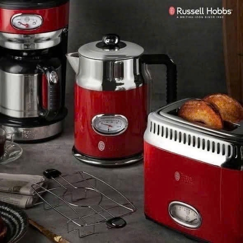 Bình đun siêu tốc Russell Hobbs 2167 Retro 1.7 Lit- Đức