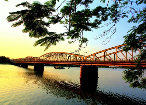 Tour Hà Nội - Quảng Bình - Quảng Trị - Huế Giá Rẻ 2025