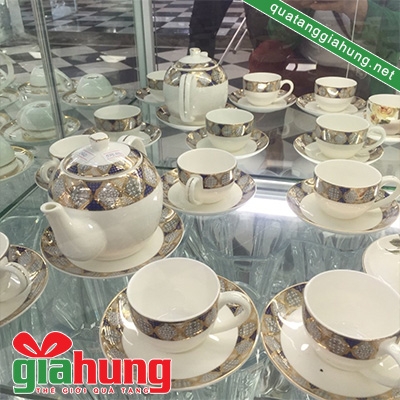 Bộ ấm chén sứ Trung Quốc 051